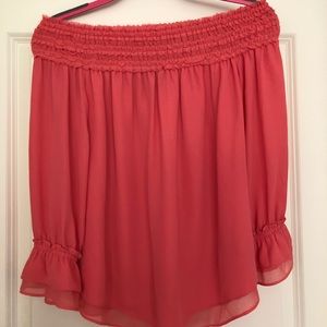 Off the shoulder top perfect for summer!